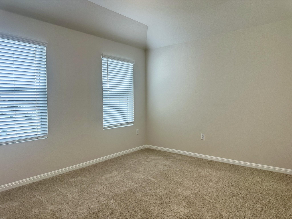 131 Holzinger Bnd - Photo 15