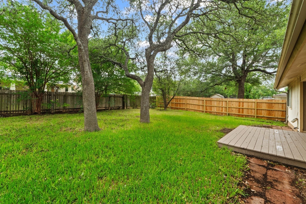 3509 Monument Dr - Photo 2