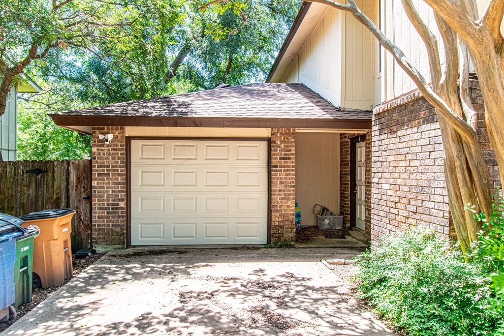 8517 Fathom Cir - Photo 4