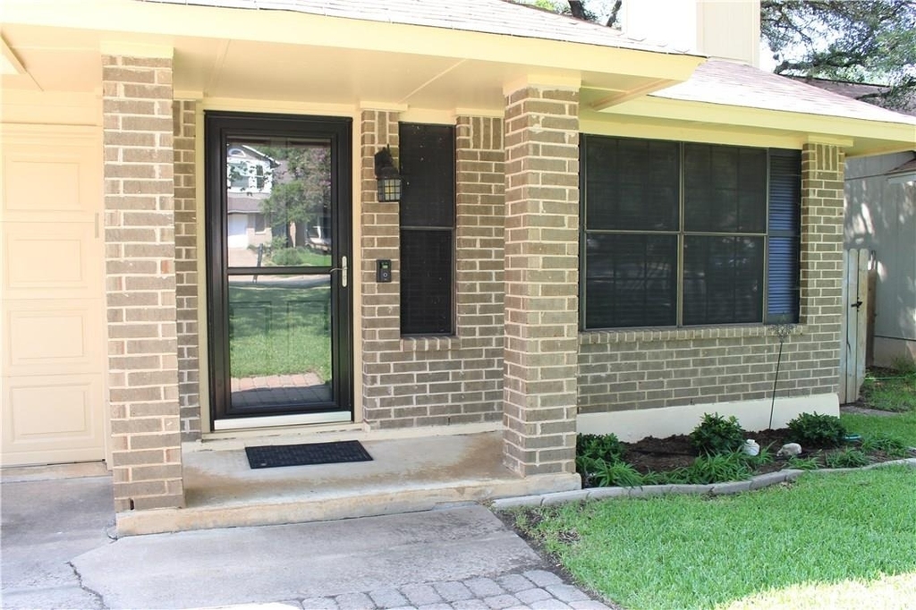 7422 Dallas Dr - Photo 1