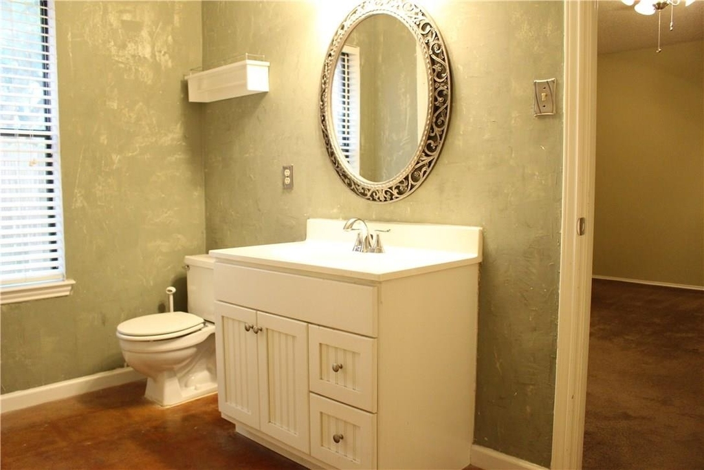 7422 Dallas Dr - Photo 12