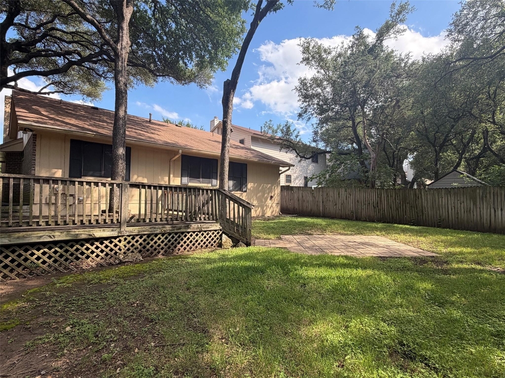 7422 Dallas Dr - Photo 16