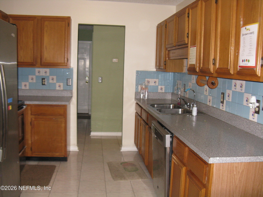 8464 Three Creeks Boulevard - Photo 5