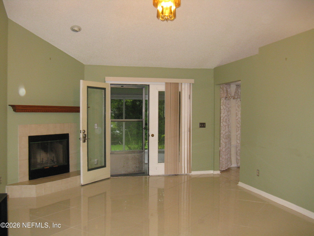 8464 Three Creeks Boulevard - Photo 8
