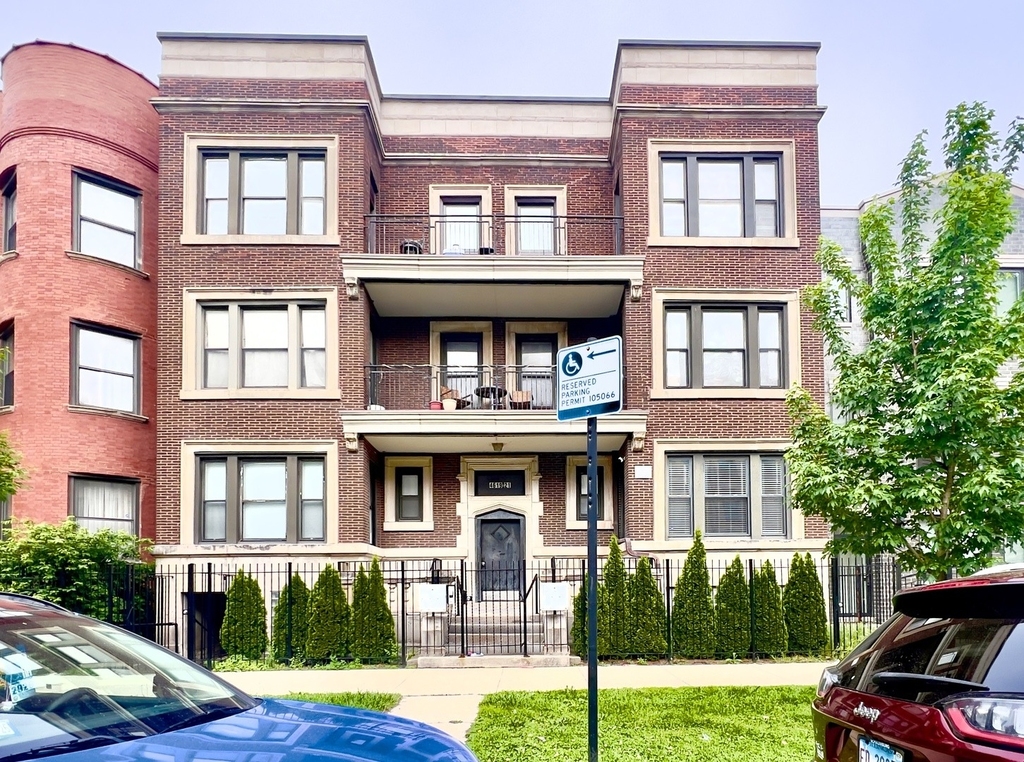 4619 S Michigan Avenue - Photo 0