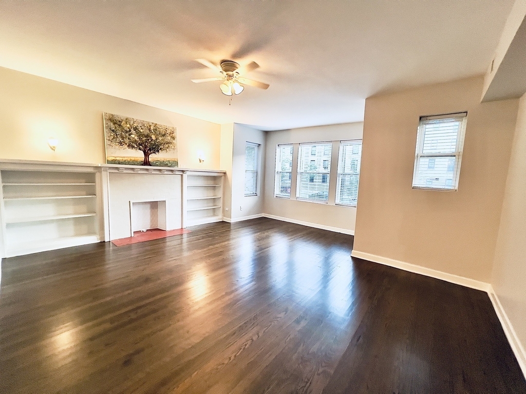 4619 S Michigan Avenue - Photo 1