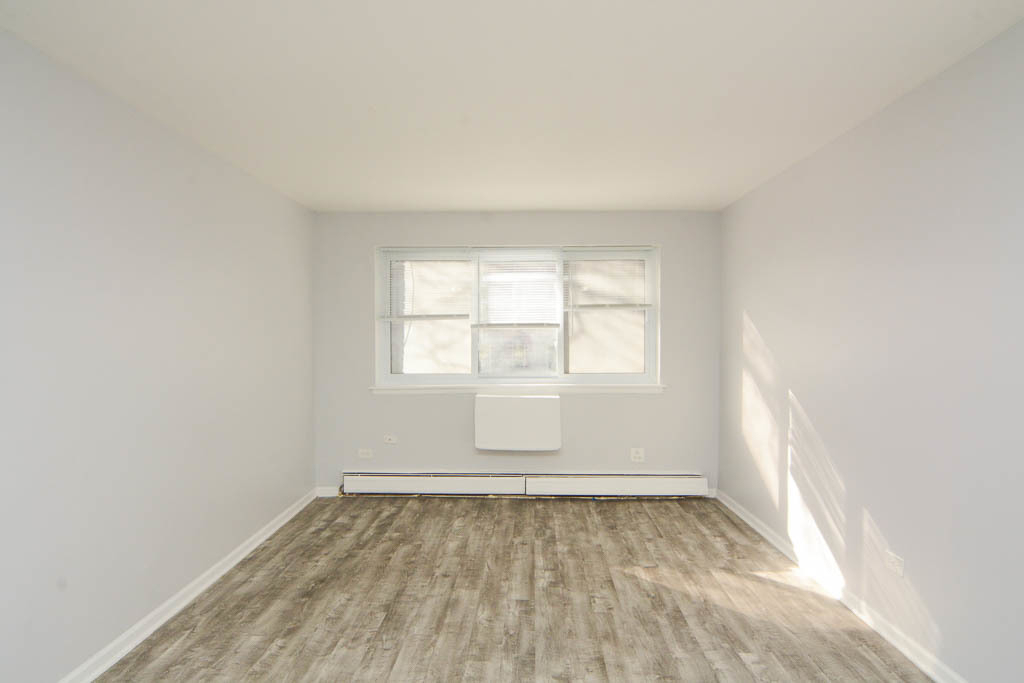 1040 W Hollywood Avenue - Photo 7