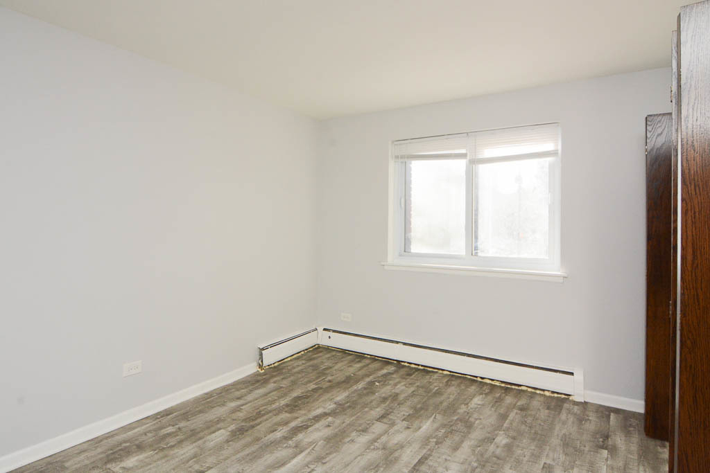 1040 W Hollywood Avenue - Photo 14