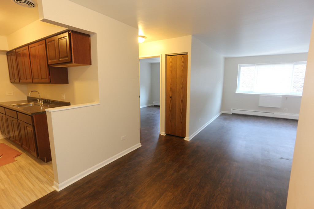 1040 W Hollywood Avenue - Photo 7