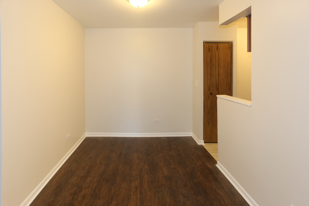 1040 W Hollywood Avenue - Photo 6