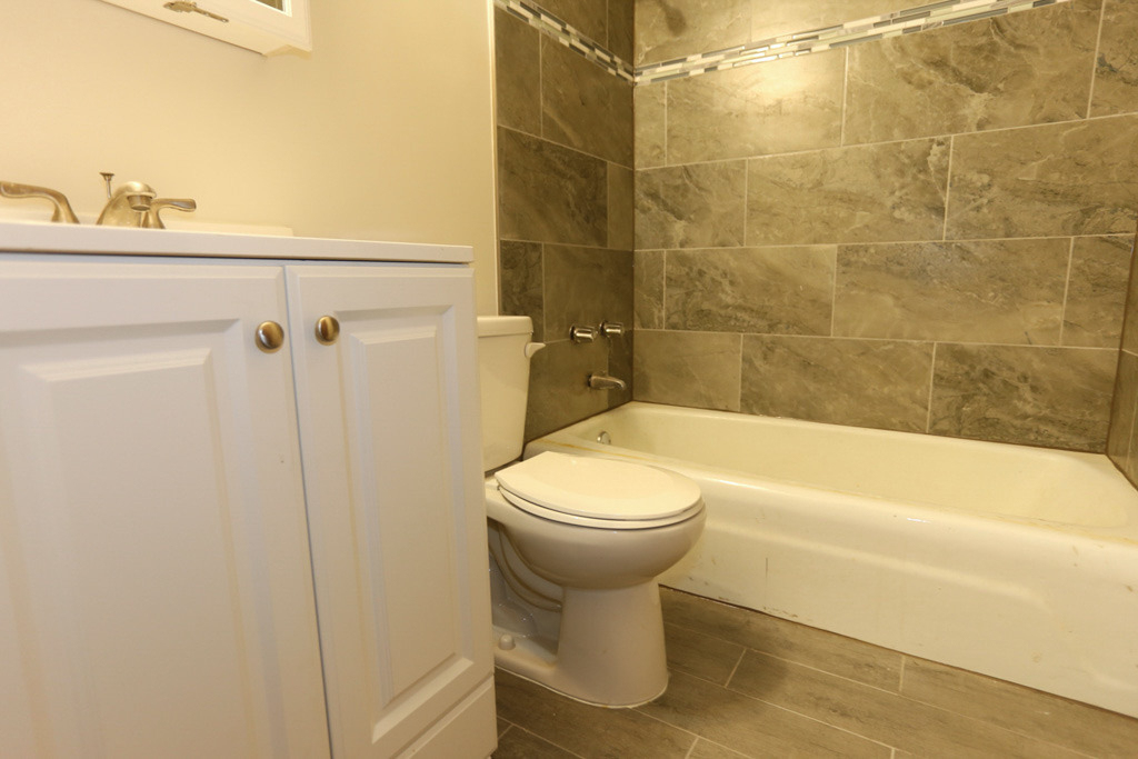 1040 W Hollywood Avenue - Photo 17