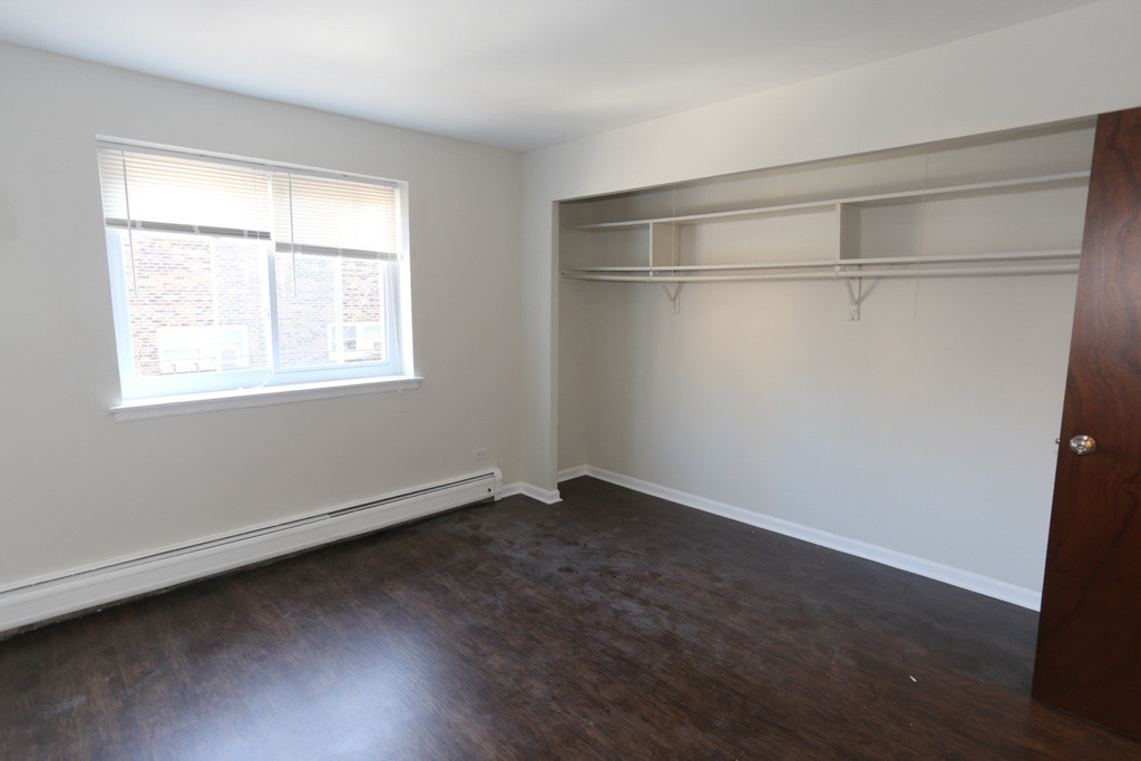 1040 W Hollywood Avenue - Photo 14