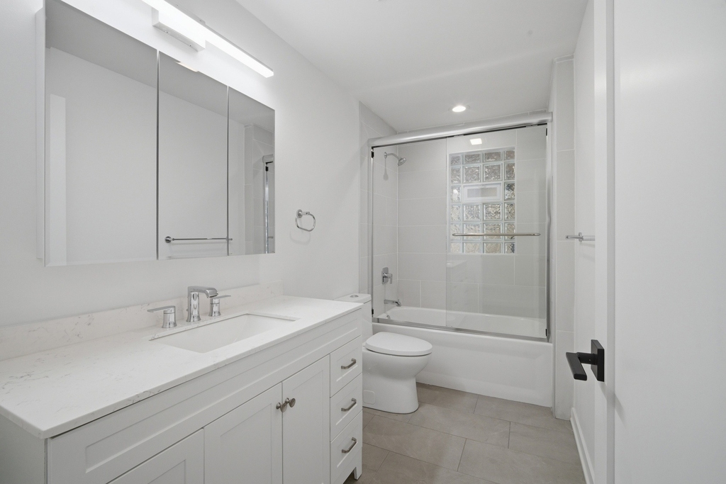 9430 Nashville Avenue - Photo 10