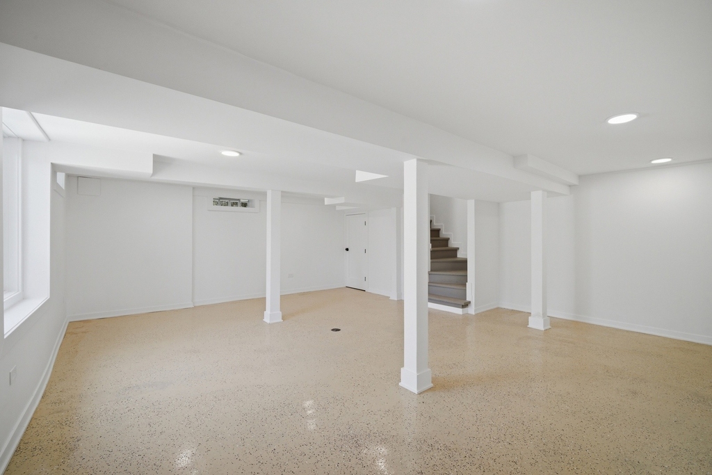 9430 Nashville Avenue - Photo 16
