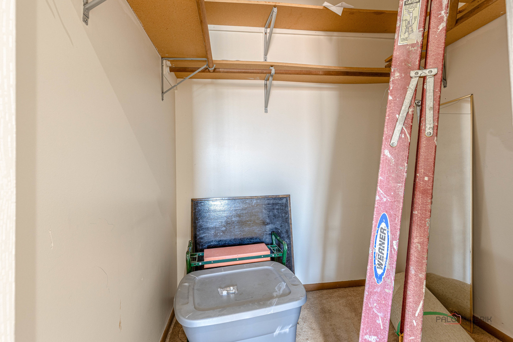 4 Echo Court - Photo 12