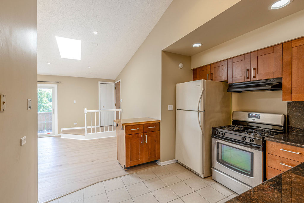 4 Echo Court - Photo 6