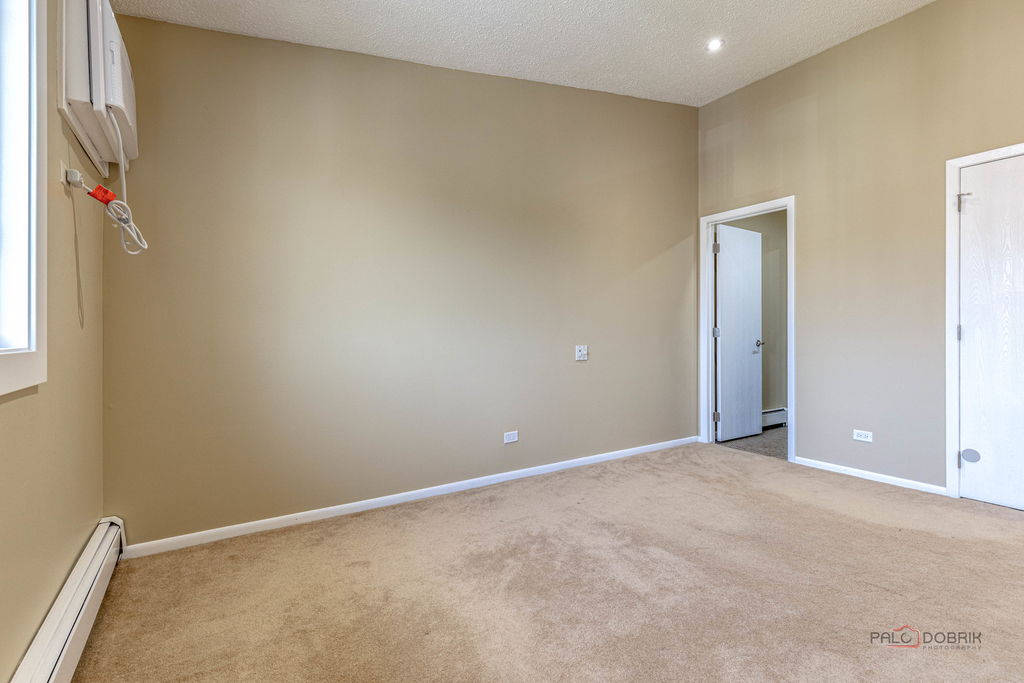 4 Echo Court - Photo 11