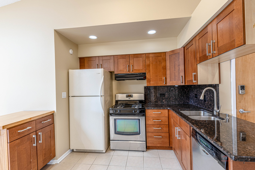 4 Echo Court - Photo 7
