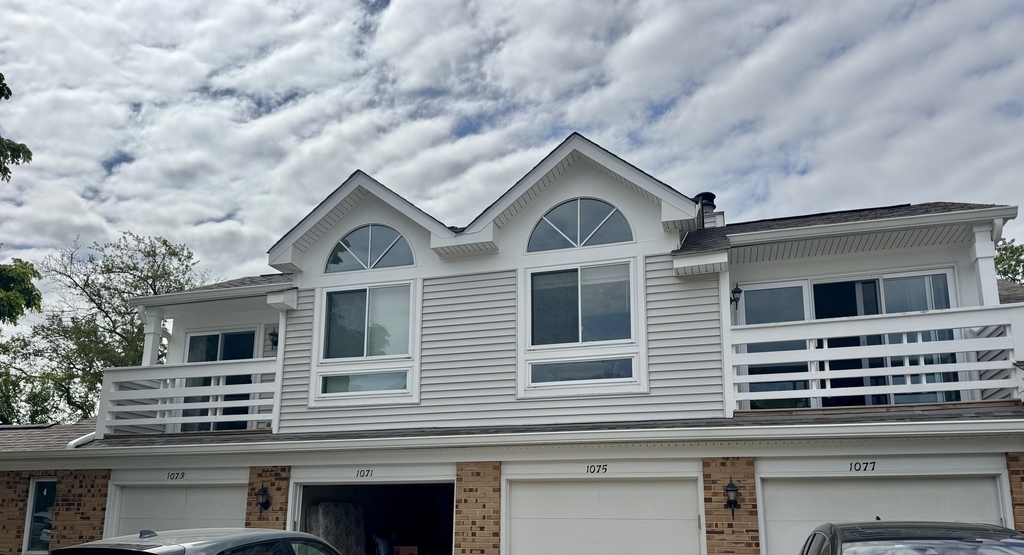 1077 Courtland Drive - Photo 0