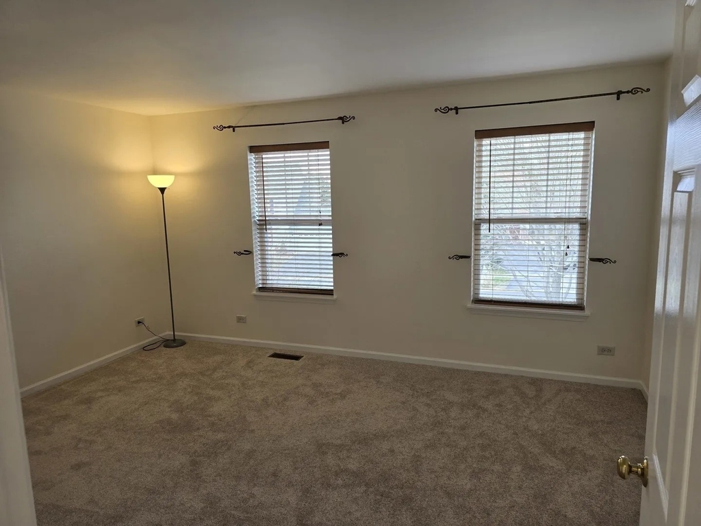 211 Valley View Drive - Photo 21