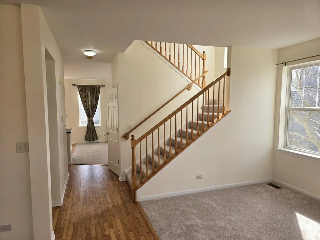 211 Valley View Drive - Photo 9