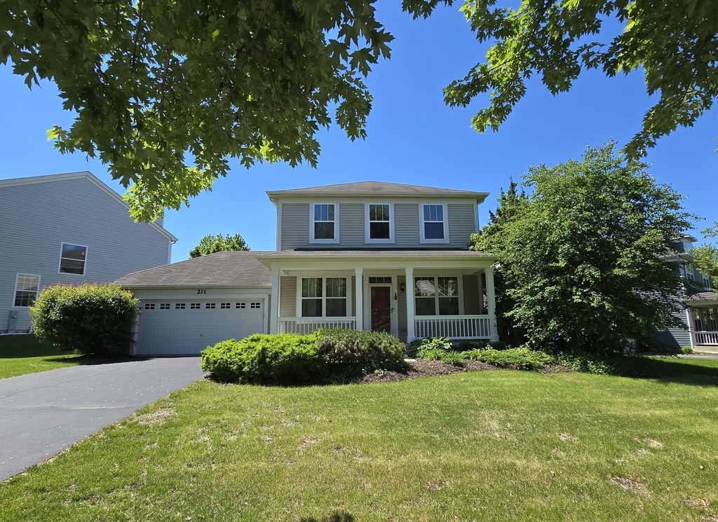 211 Valley View Drive - Photo 0