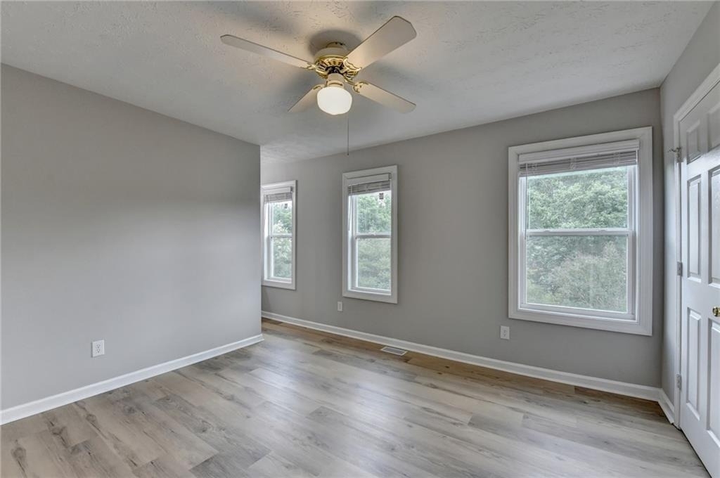 3876 Meadow Creek Drive - Photo 18
