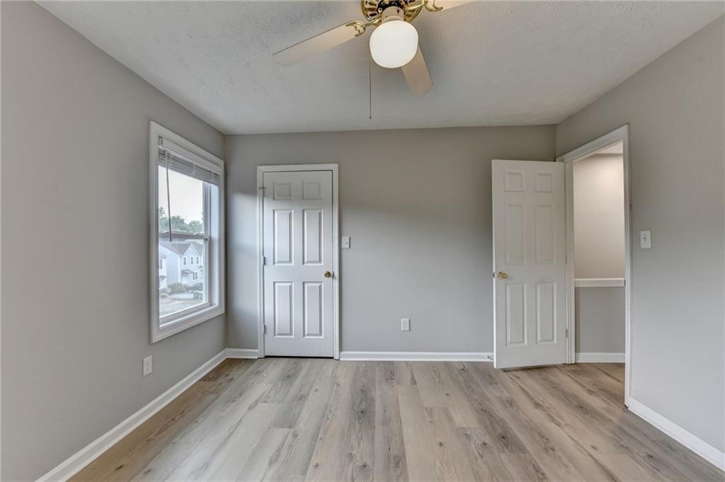 3876 Meadow Creek Drive - Photo 21