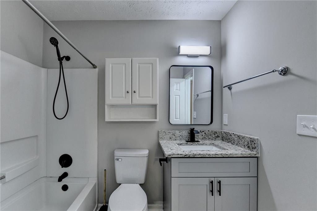 3876 Meadow Creek Drive - Photo 32