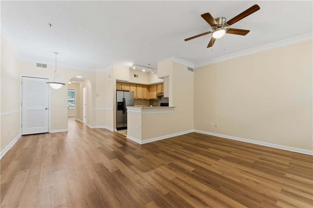 245 Amal Drive Sw - Photo 2