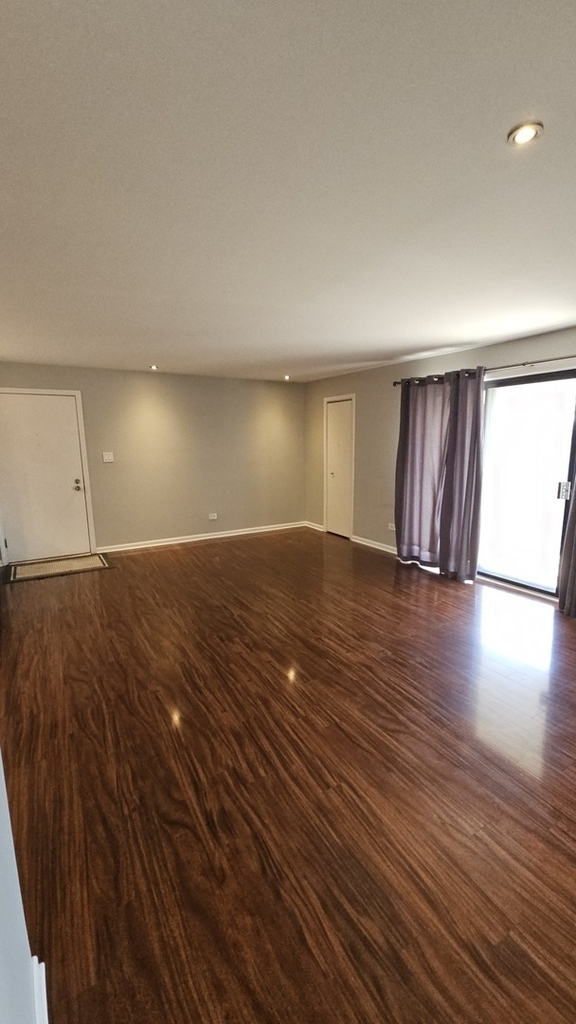 10910 S Kilpatrick Avenue - Photo 3