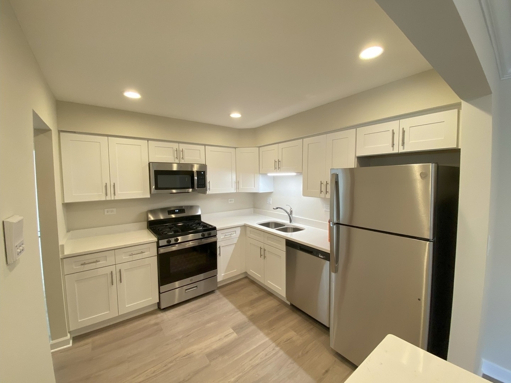 785 Pershing Avenue - Photo 1