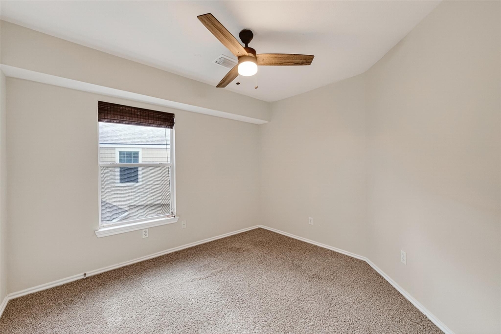 16855 Carrollton Creek Lane - Photo 16