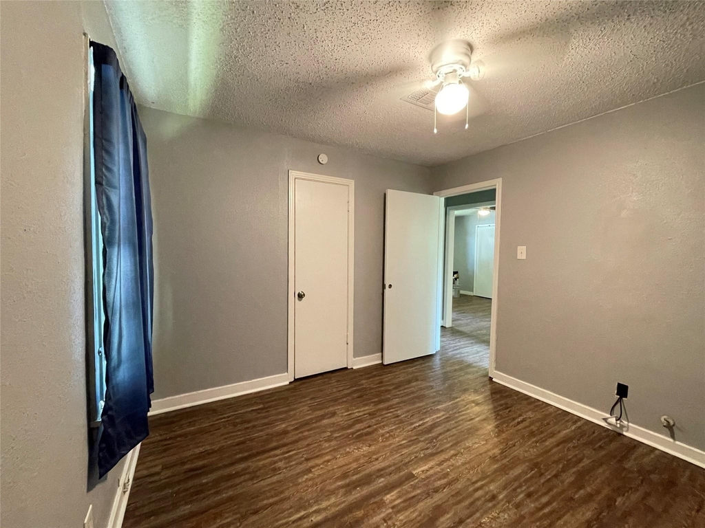 5213 Anzio Road - Photo 9