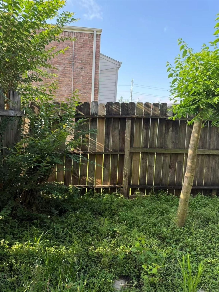 10075 Westpark Drive - Photo 8