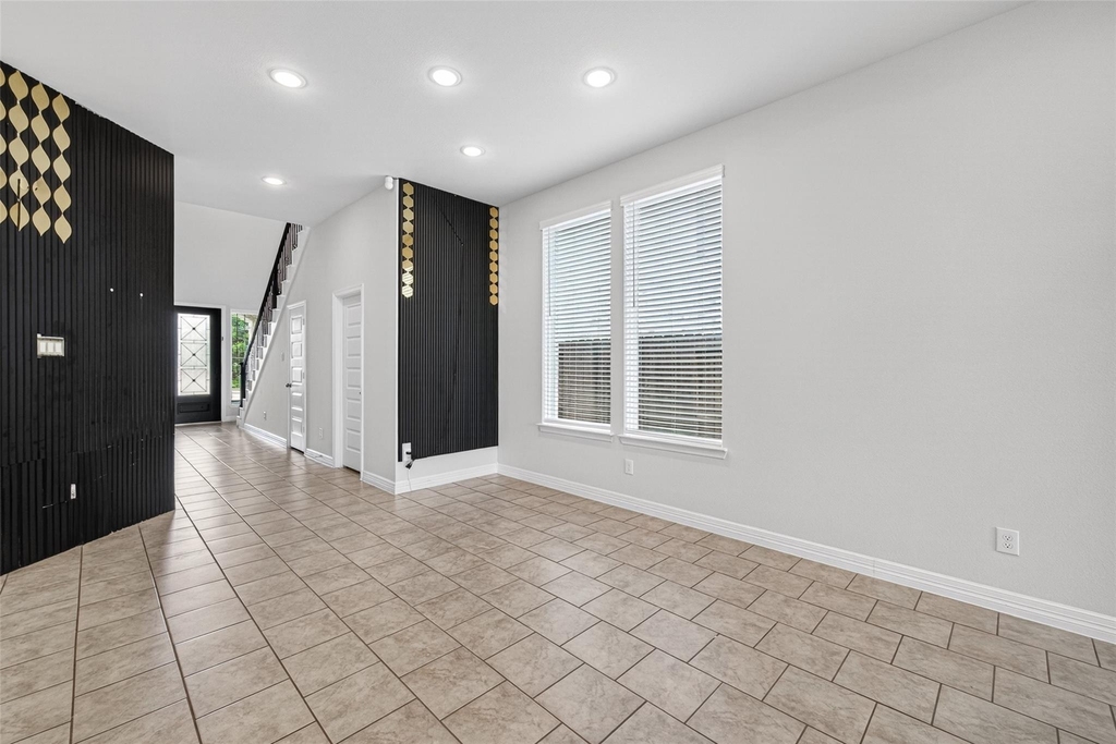 6602 Albany Forest Court - Photo 8