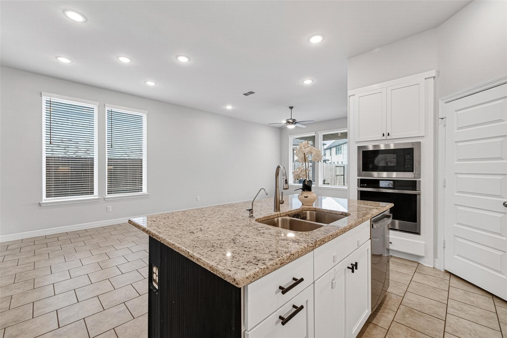 6602 Albany Forest Court - Photo 21