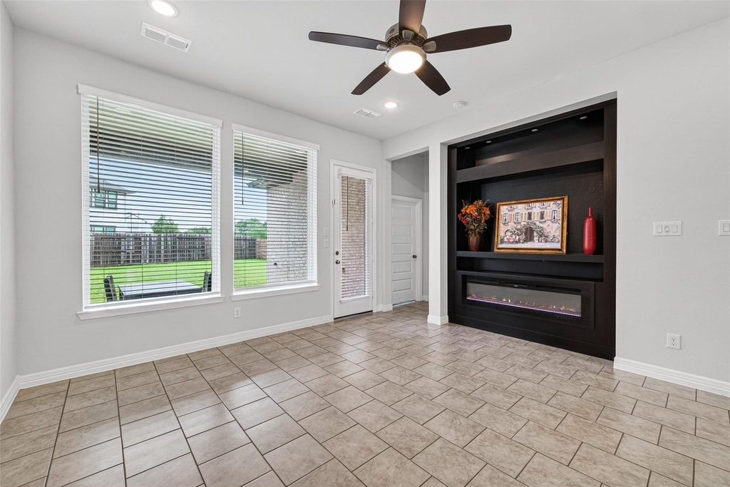 6602 Albany Forest Court - Photo 10
