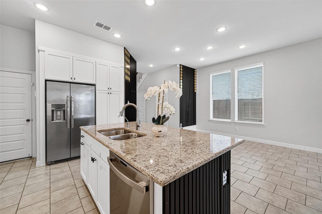 6602 Albany Forest Court - Photo 16