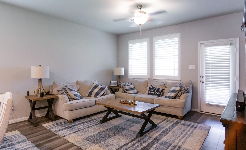 7058 Silverleaf Oak Street - Photo 5