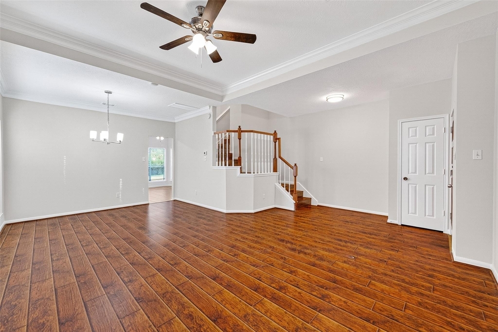 4539 Springfield Lakes Street - Photo 3
