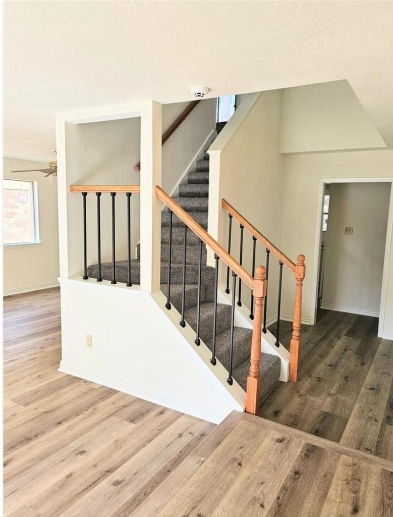 24022 Spring Briar Lane - Photo 2