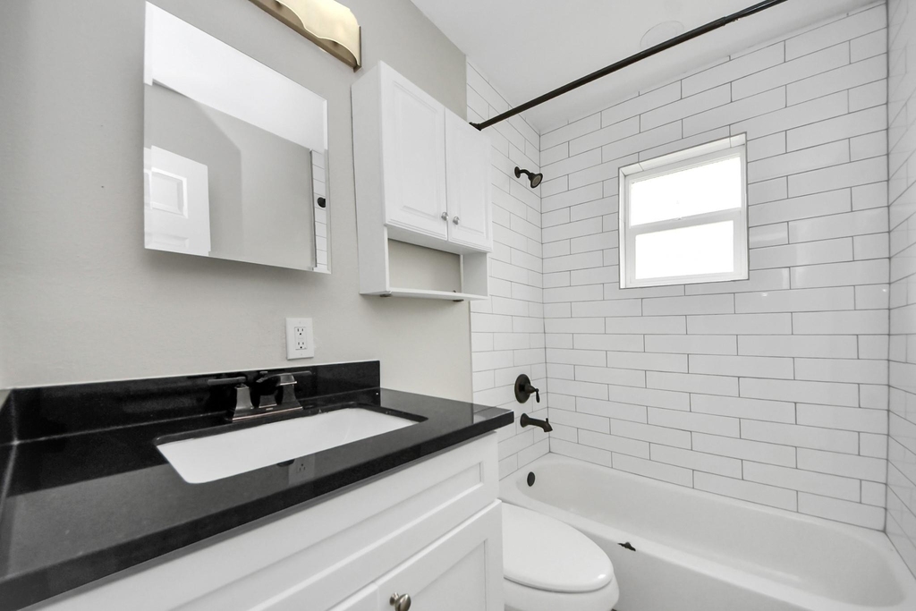 5441 Minden Street - Photo 12