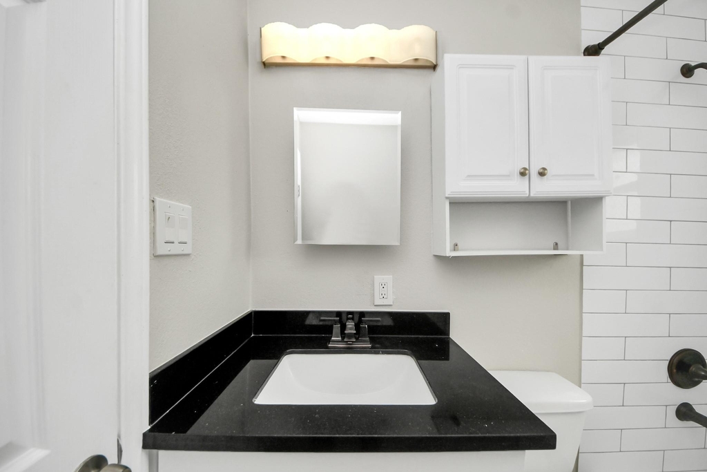 5441 Minden Street - Photo 14