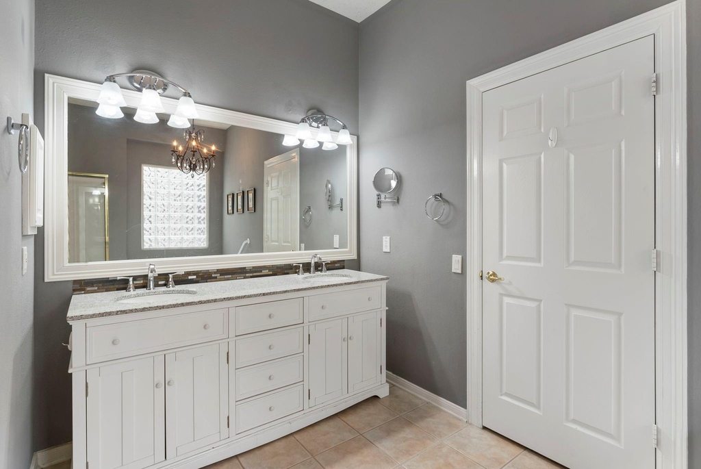 74 Shannon Green Court - Photo 14