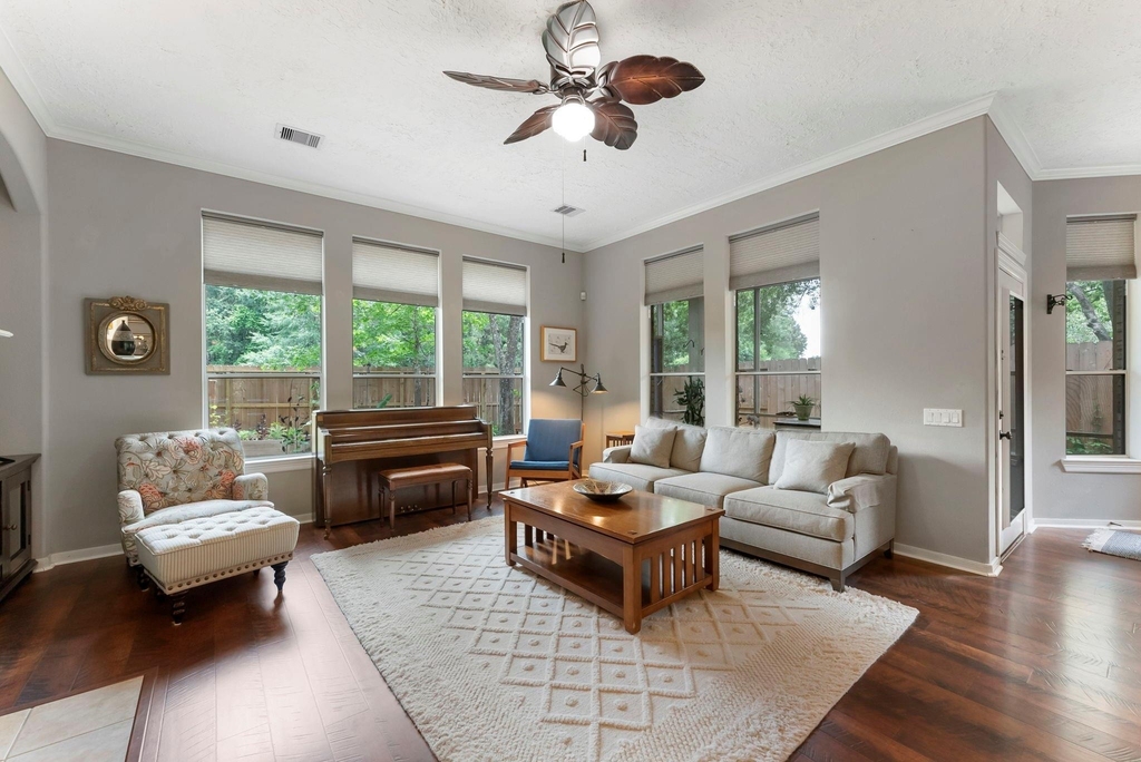 74 Shannon Green Court - Photo 10