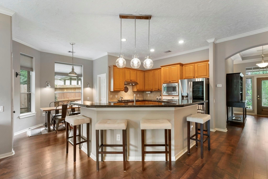 74 Shannon Green Court - Photo 8