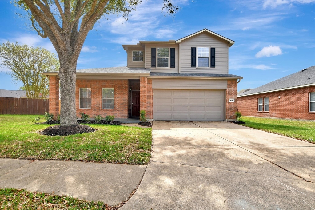 4423 Garden Ridge Court - Photo 0