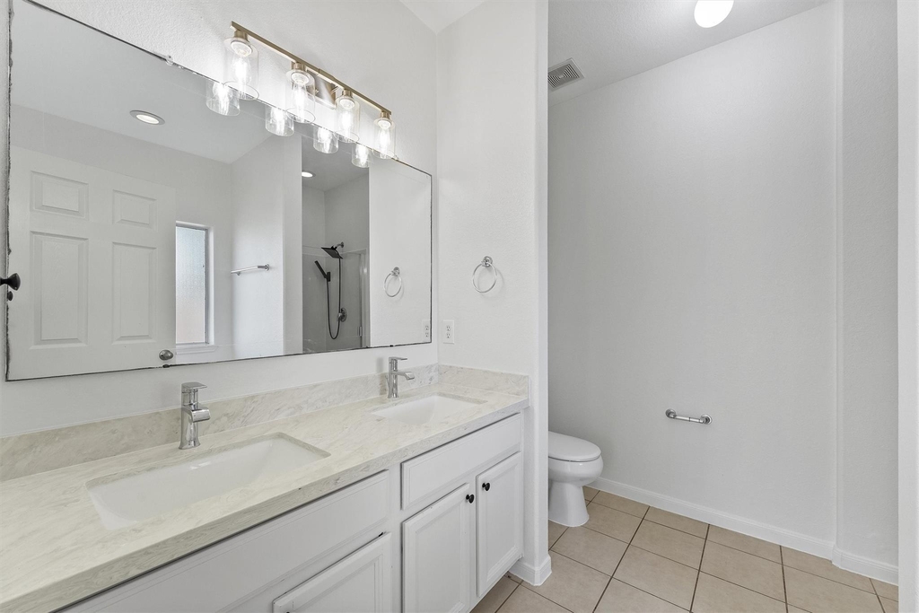 4423 Garden Ridge Court - Photo 16