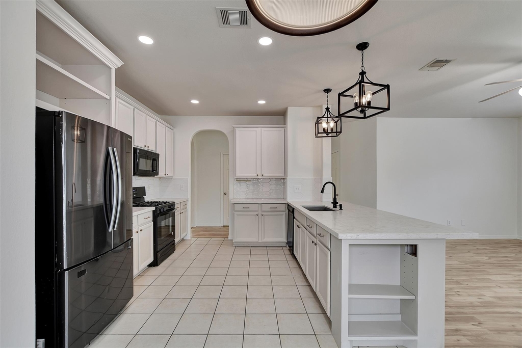 4423 Garden Ridge Court - Photo 10